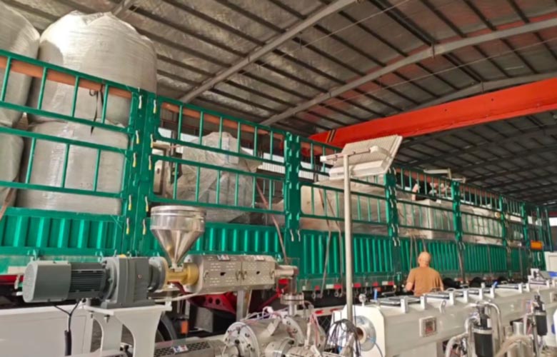 Customized-Φ16-63mm-PE-Pipe-Production-Line-Shipping-Mongolia